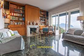 Vuoi acquistare un appartamento comodo con tutti i servizi nelle vicinanze? Pieve Ligure Villa Bifamiliare Con Giardino Vista Mare