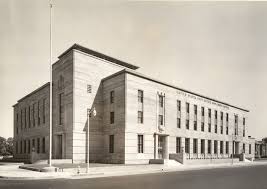 Us Post Office Built In Fresno In 1940 Now The Fusd Headquarters Dorothy S Husband Worked From This Building Fresno City Fresno California Fresno County