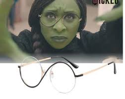 Well Constructed Folding Pince Nez Eyeglasses W/hard Case