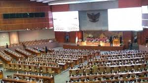 Coba pakai cara ganti background foto online berikut, dijamin bisa (+untuk pas foto). Dpr Sudah Terima Surat Pemindahan Ibu Kota Dari Presiden Jokowi Tribun Solo