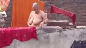 Buddhi Ki Lahrati Choot Indian Porn Video | DesiPorn