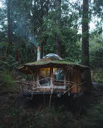 James Lloyd Cole On Instagram Can T Beat An Old Quirky Cabin Designed Purely Based On One Mans Crazy Creative Dreams B Cabin Design Cabin Life Hobbit House