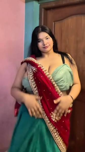 Farhin Diaries big boobs green saree