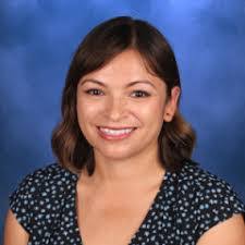 Adriana Cerda's Instagram, Twitter & Facebook