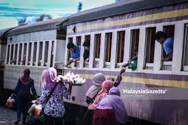 Hanya pada tahun 1923 bahawa sultan kedah, sultan abdul hamid halim syah , menerima seorang penasihat british. Selatan Thailand Mampu Pulih Jika Pemikiran Rakyat Berubah