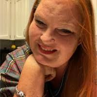 Laura Neighbors's Instagram, Twitter & Facebook