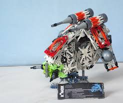 Wenn sie star wars thema haben, können sie sicher sein, dass es in ordnung sein wird mit kindern und ihren eltern. Laat Gunship Toy