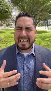 Cuando tienes desafíos debes saber dosificar tu energía. Usa tu energía en  ser productivo, en crear, en construir, en aprender, en tener grandes ideas  o en solucionar problemas. No mal inviertas tu ...