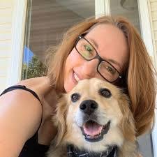 Mindy Clifton's Instagram, Twitter & Facebook