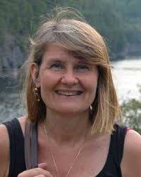 Alison Findlay's Instagram, Twitter & Facebook