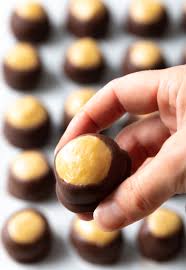 In the top half of a double boiler melt the chocolate chips and shortening, stirring constantly. No Bake Peanut Butter Balls The Best Buckeyes A Spicy Perspective