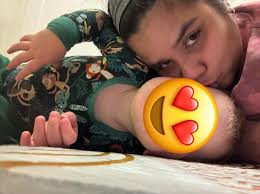 Good morning. What is the going rate for nanny fee's per hour? Wondering as  a FTM