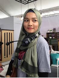 Mungkin ramai yang tidak tahu, hawa rizwana ini merupakan anak kepada pengacara selamat pagi malaysia (spm) iaitu ahmad redzuan abdul rahman, yang kini merupakan seorang. Sukses Cara Sendiri Enggan Tumpang Populariti Neelofa Luahan Hawa Rizwana Glam Lelaki