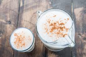 Add 1 ounce of rum and four ounces or horchata. How To Make Rumchata At Home The Easy Way Lovetoknow