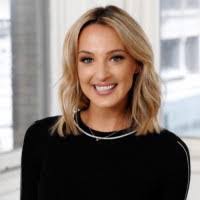 Cait Callahan's Instagram, Twitter & Facebook