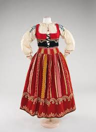 1875 1899 Traditional Women S Ensemble Portugal The Met Portuguese Clothing Fashion Folk Costume
