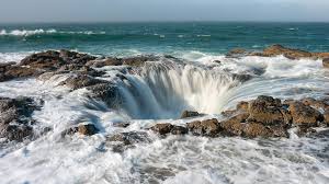 Thor S Well Cape Perpetua Oregon The Whole World Is A Playground