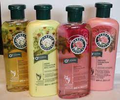 Asking Your Mom To Pick You Up Some Fresh New Bottles Of Herbal Essences Shampoo And Conditioner Because You Had The Urge To Herbal Herbal Essence Shampoo Herbal Essences Shampoo