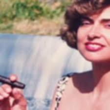 Brenda J. Roberts (@BakerStDowntown)