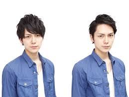 メンズの前髪は上げてデコ出しすべき 下ろすべき 印象の違い メンズ 前髪 髪型