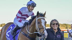 Zallerbus naked she only communicates in Chinese thus