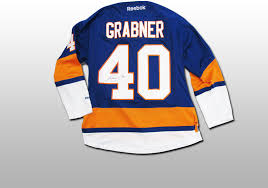 They compete in the national hockey league (nhl) eastern conference's metropolitan division. Signiertes Ny Islander Trikot Von Eishockeystar Michael Grabner