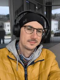 Hey guys! Soo, I'm moving to Malta soon and I just wanted to say that if  anybody is up for meeting new people