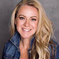 Kristin Herrington's Instagram, Twitter & Facebook