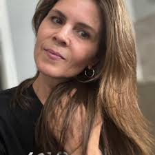 Can you buy merch at the sphere during the show?