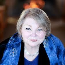 Lynette Mccormack's Instagram, Twitter & Facebook