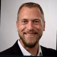 300+ perfiles de «Ellinger»