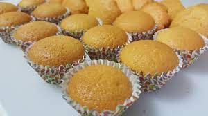Nah, bagi anda yang penasaran ingin tahu seperti apa resep membuat sajian kue bolu pisang panggang yang lembut dibawah ini. Bolu Panggang Mini Youtube