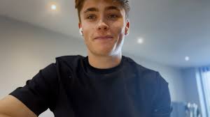 Have you watched the bonus Chasing the Dream ep yet? 👀 Catch up