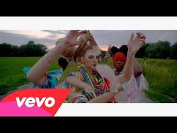 Kiedy miga świat w twoich oczach, naucz mnie, naucz mnie od nowa! Sarsa Indiana Dance Music Life