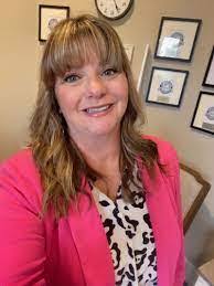 Lori Sackman's Instagram, Twitter & Facebook