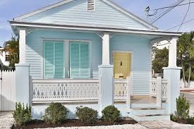 The pier house has all the ingredients for a perfect key west vacation: Key West Colors