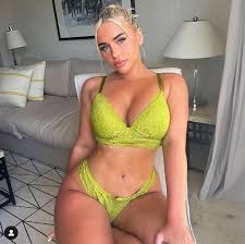 Love Island S Ellie Brown Poses In Neon Lace Lingerie But Fans Can T Stop Looking At Her Home