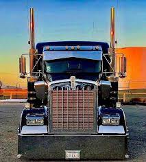 Repost Cdlhunter Another Badass Front End Shot Keep Sending Them In Truckin Truck Trucklove Tru Trucks Kenworth Trucks Peterbilt Trucks