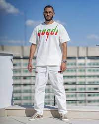 Welcome to the official facebook page of karim benzema. Karim Benzema Clothes Outfits Brands Style And Looks Spotern