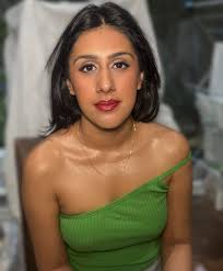 Annie Daniel (@adm.makeupartist_hairstylist) • Instagram photos and videos