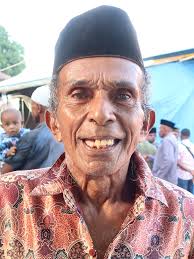 Menghalau supaya pergi, menyuruh pergi (lari): Dictionaria