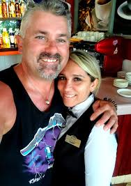 Hi! Is there a coffee/bar where we can get a coffee (to go) before  breakfast? Early in the morning?