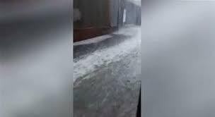 Nella città del grappa la violenza della grandinata ha impedito la messa in onda del tg treviso. Bomba D Acqua Su Schio Un Fiume Attraversa La Citta Danni E Allagamenti