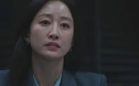 Las' Ahn Young-mi leaves the show amid controversy over giving birth while  traveling to the U.S.