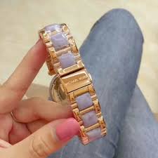 mk3 件套又出新款了 又恋爱了 一支表市价1000 左右 我们一套只需9xx 对 是一 套 一套 一套 美国正品代购