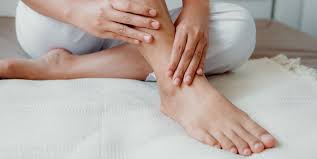 Pressure and use will force the infection deeper into the foot and it can. 7 Reasons For Tingling In Your Feet Why Are My Feet Tingling