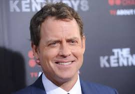 Indiana Janitor Goes Viral: Stuns Judges