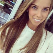 Laura Segers's Instagram, Twitter & Facebook