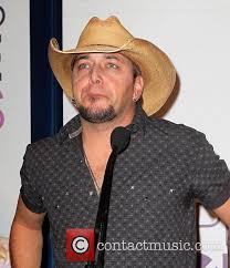 Country singer jason aldean mostly wears cowboy boots. Jason Aldean News Photos And Videos Page 2 Contactmusic Com