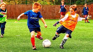 ⬇ descargue fotos de niños jugando futbol gran banco de imágenes de stock millones de fotos sin royalties de la mejor calidad a precios asequibles Los Mejores Futbolistas Ninos Del Mundo Del Futbol Youtube